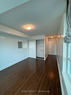 For Lease - 25 Greenview Avenue Unit# 721, Toronto, Ontario - Photo 1