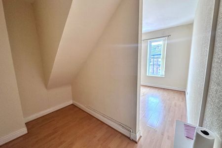 Alexandra Road, PRENTON - Photo 4