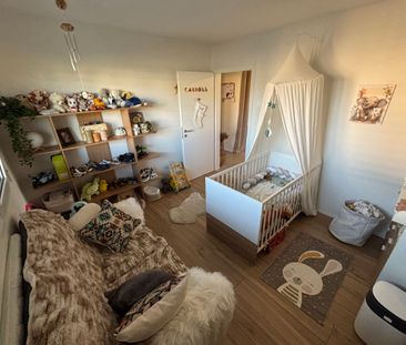 Nice 3.5 room bright and modern, quiet, close to shops - Photo 1