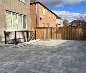 For Lease - 5 Fenn Street, Ajax, Ontario - Photo 5