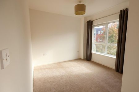 3 bedroom end of terrace house to rent - Photo 3