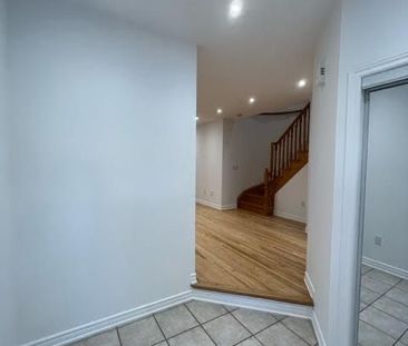 For Lease - 38 Stone Palace Way, Vaughan, Ontario - Photo 4