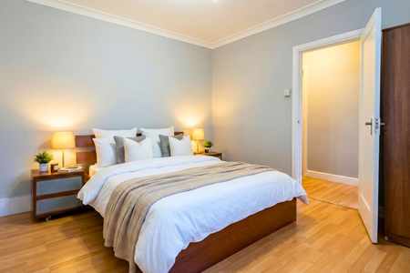 Otterburn Gardens, Isleworth, TW7 5JQ - Photo 2