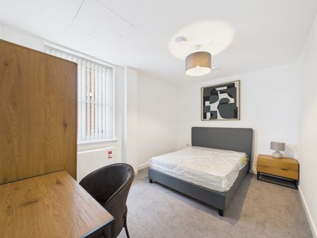 Virginia House, 35-51 Station Road, Egham,TW20 - Photo 5
