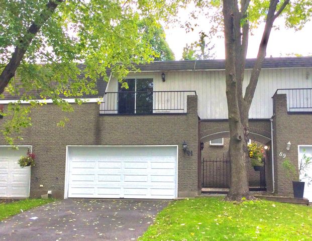 À louer / Maison à étages - Photo 1