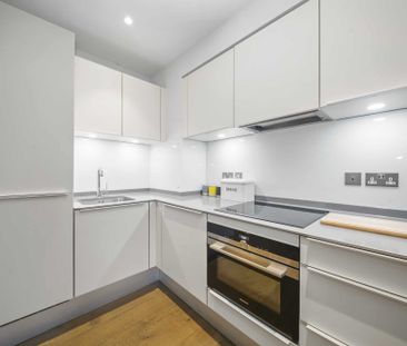 Raglan House, SE1 6TJ, London - Photo 1