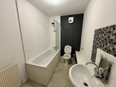 Bell Street, Airdrie, ML6 - Photo 5