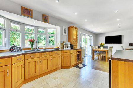 Branksome Close, Preston - Photo 3