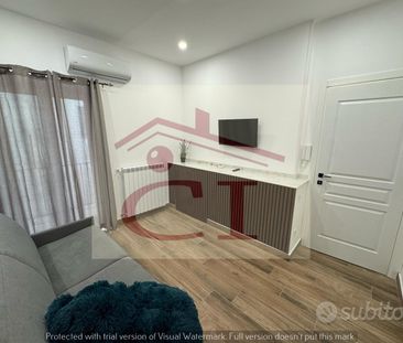 Bilocale ristutturato arredato cod. na001 - Photo 2