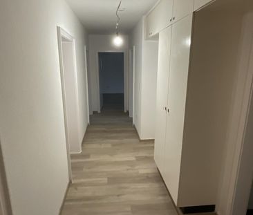 4-Zimmer-Wohnung in Wilhelmshaven Europaviertel - Photo 1