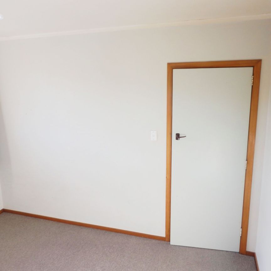 Comfortable Two Bedroom Home - Photo 1