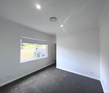 Freshly Renovated Beauty! - Photo 2