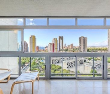 Piso 2 habitaciones de 110 m² en Benidorm (03503) - Photo 2