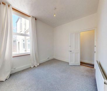 2 bedroom house to rent - Photo 2