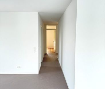 Exklusiv: Penthouse, 2 Terrassen, Lift, Stellplatz, Top-Lage in Her... - Photo 2