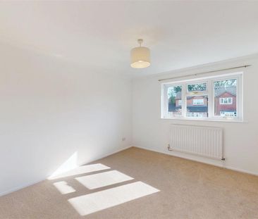 2 bedroom semi-detached house to rent - Photo 3