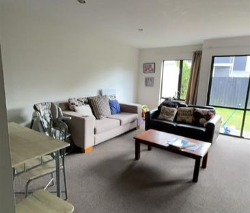 36 Packe Street, Edgeware - Photo 1