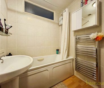 Ross Close, CB11, Saffron Walden - Photo 6