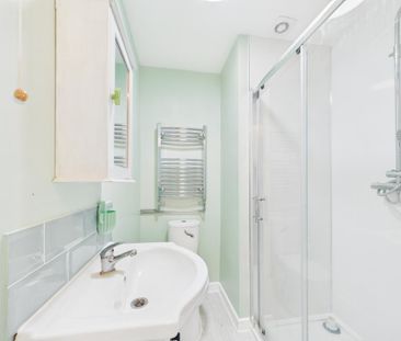 1 bedroom flat to rent - Photo 6