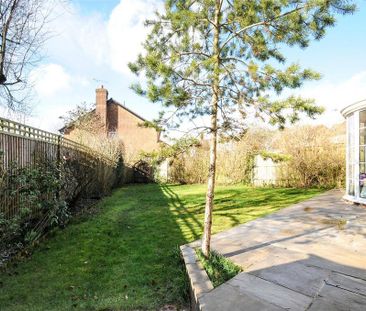 4 bedroom detached house to rent - Photo 5