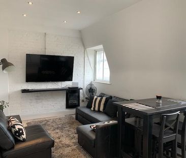 Westgate Street, Cardiff - Photo 1