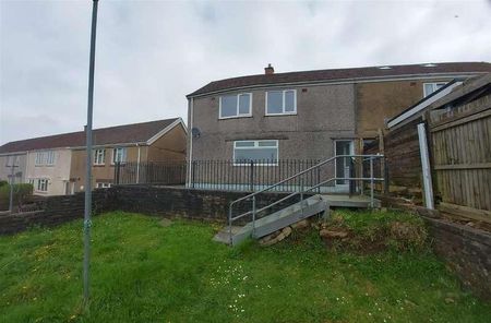 Cheriton Crescent, Portmead, Swansea, SA5 - Photo 5