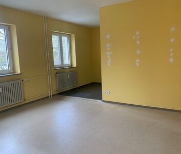 Großer Balkon, Wohnzimmer mit offenem Kochbereich, uvm. - Foto 5