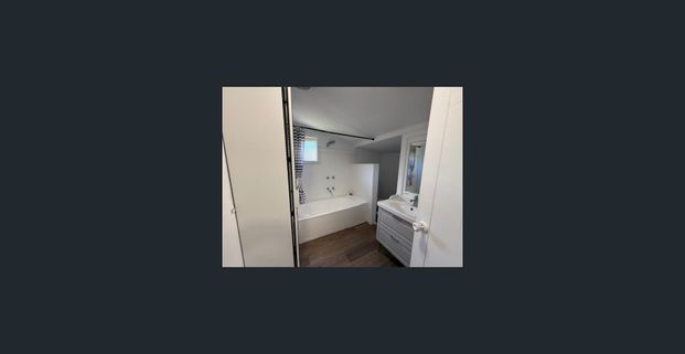 Timless Charm - Photo 1