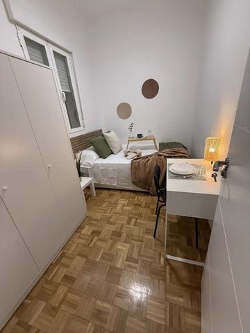 Calle de Andrés Mellado, Madrid, Community of Madrid 28015 - Photo 2