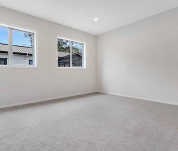 Charming 2-Bedroom Townhouse in Otara - Photo 5