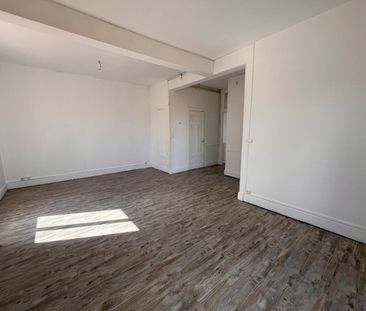 Location Appartement 4 pièces 95m² - Photo 2