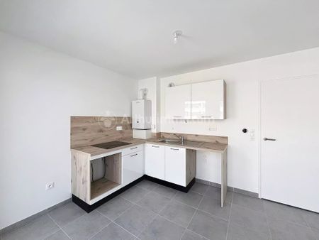 Location Appartement 1 pièce 33m² CLERMONT FERRAND 63000 - Photo 4