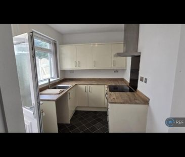 2 bedroom terraced house to rent - Photo 6
