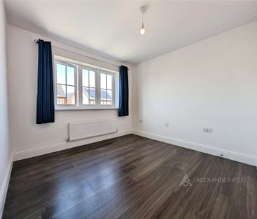 3 bedroom terraced house to rent - Photo 2