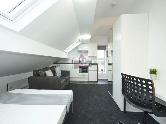 Studio to rent - Photo 1