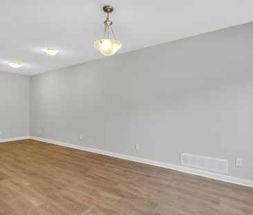 For Lease - 525 Woodlily Private, Kanata, Ontario - Photo 1