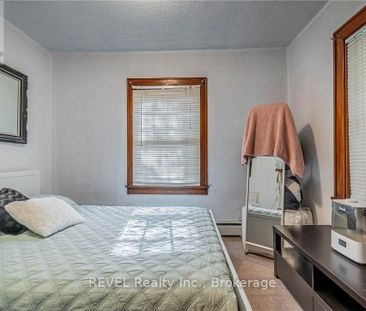 185 JAMES STREET, St. Catharines, Ontario, L2R5C4 - Photo 1