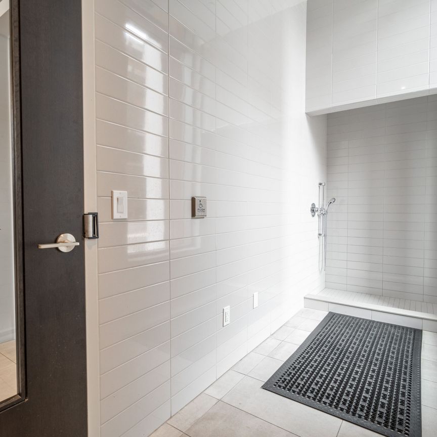 For Lease - 212 King William Street Unit# 722, Hamilton, Ontario - Photo 1