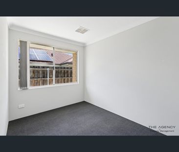 18 Warrego Outlook, Ellenbrook, WA 6069 - Photo 4