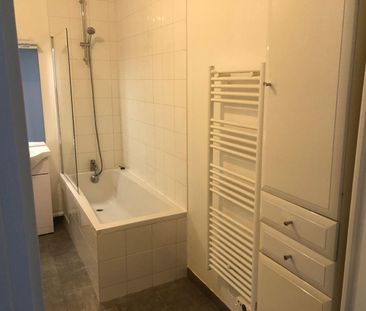 Location Appartement 2 pièces 50m² - Photo 5