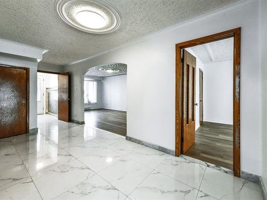 7350 Rue de l'Élysée - Photo 1