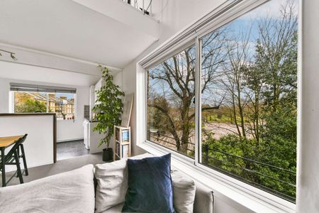 Gore Road, South Hackney, London, E9 7HR - Photo 2