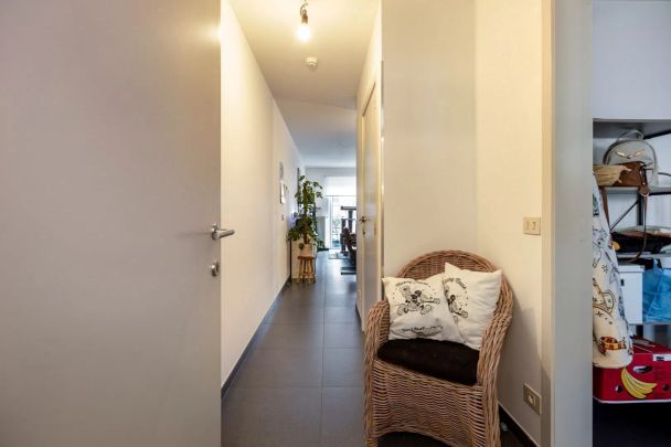 Instapklaar 1-slaapkamer appartement met private autostaanplaats - Photo 1