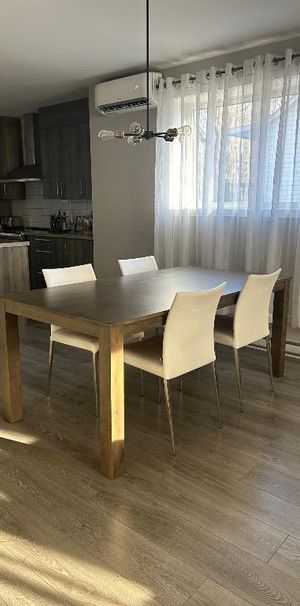 Logement 5 1/2 - Photo 1