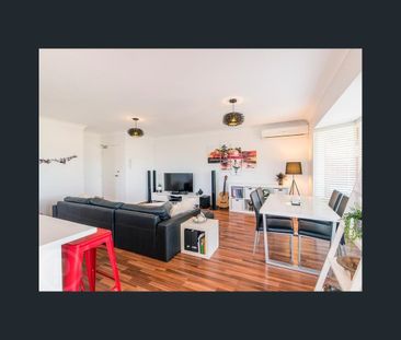 Spacious 2 bedroom unit in Excellent Location - Photo 2