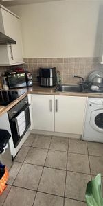 1 bedroom property to rent - Photo 4