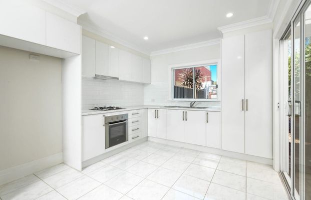 STUNNING HOME IN DESIRED LOCATION - Photo 1