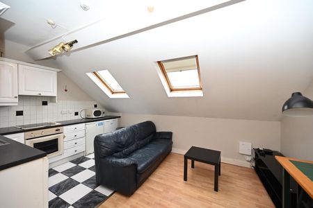 16c Meadowbank Street, Belfast, BT9 7FG - Photo 3