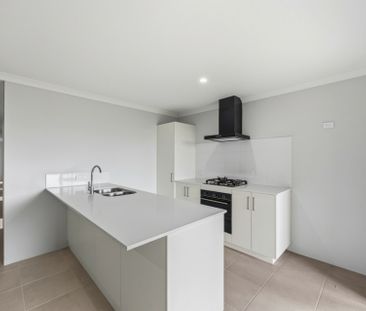 Two Bedroom Dual Living Property! Brand New! - Photo 4