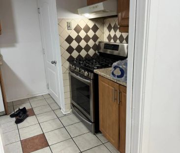 43 Aloma Crescent - Photo 1